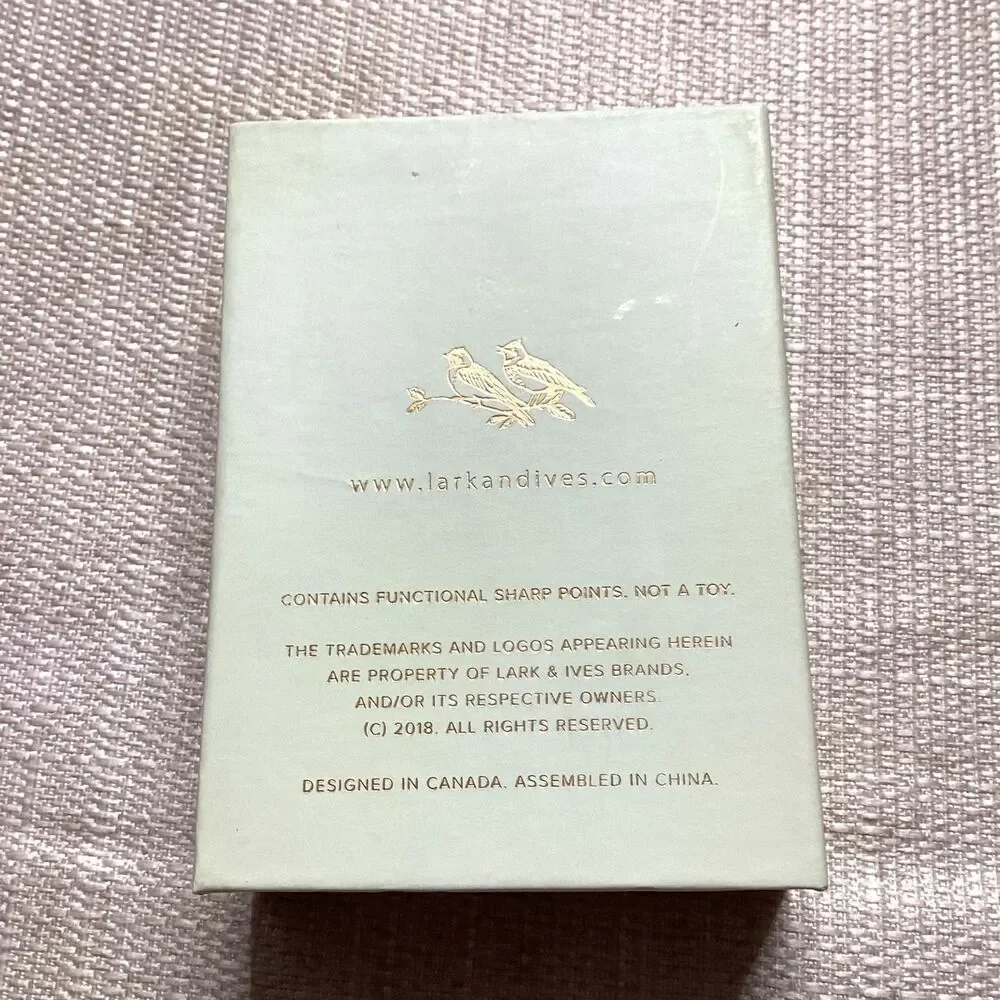 LARK & IVES COLLECTIVES THE GOLD MONOGRAM LYRICS PINS 